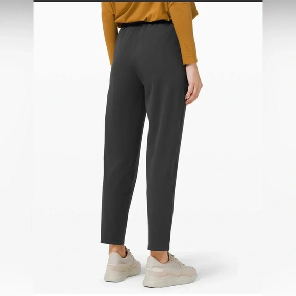 NEW Lululemon Keep Moving Pant 7/8 High-Rise Graphite Grey SZ 8 - Picture 3 of 9